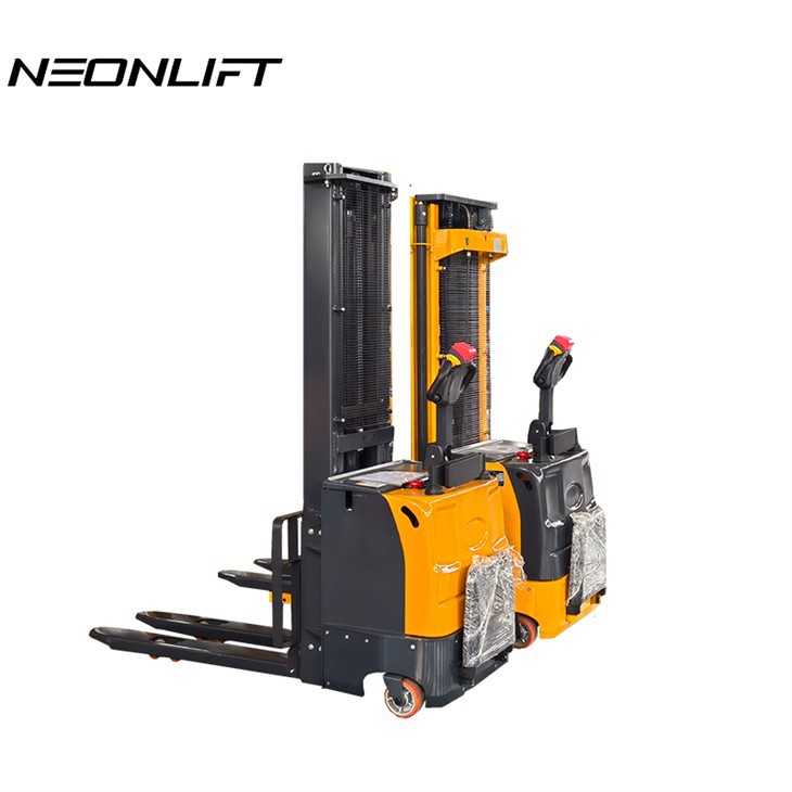 Forklift Penggerak Mandiri Listrik Penuh